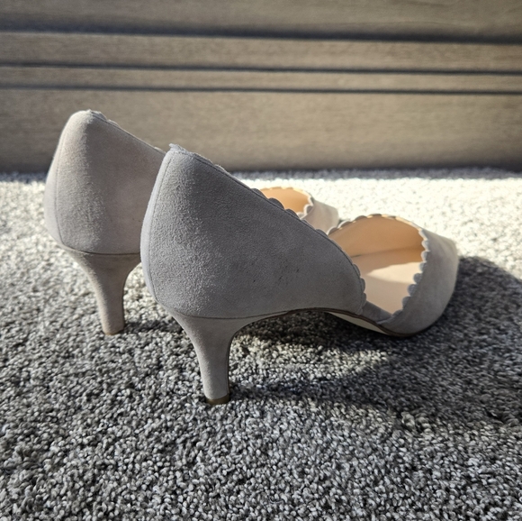 Pelle Moda Kenny Suede Heels with Scallop Trim NEW size 10 - Picture 8 of 10